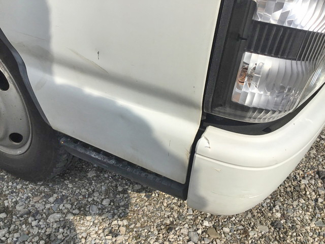 いすゞエルフ平ボディ小型（2t・3t）[写真07]