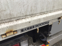 いすゞエルフユニック4段小型（2t・3t）[写真05]