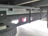 いすゞフォワードアルミウイング中型（4t）[写真13]