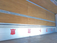 いすゞフォワードアルミウイング中型（4t）[写真08]