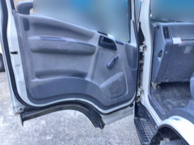 日産アトラスダブルキャブ（Wキャブ）小型（2t・3t）[写真24]