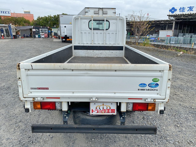 三菱ふそうキャンターガッツ平ボディ小型（2t・3t）[写真10]