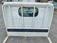 三菱ふそうキャンターガッツ平ボディ小型（2t・3t）[写真14]