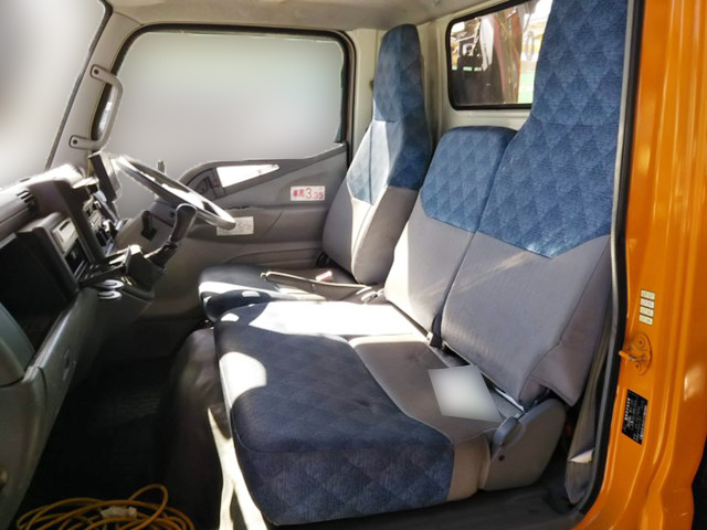 三菱ふそうキャンター高所作業車小型（2t・3t）[写真30]