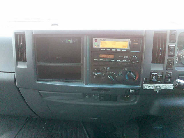 いすゞフォワードアルミウイング中型（4t）[写真18]