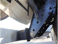 いすゞギガ汚泥吸引車大型（10t）[写真10]