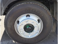 いすゞギガ汚泥吸引車大型（10t）[写真11]