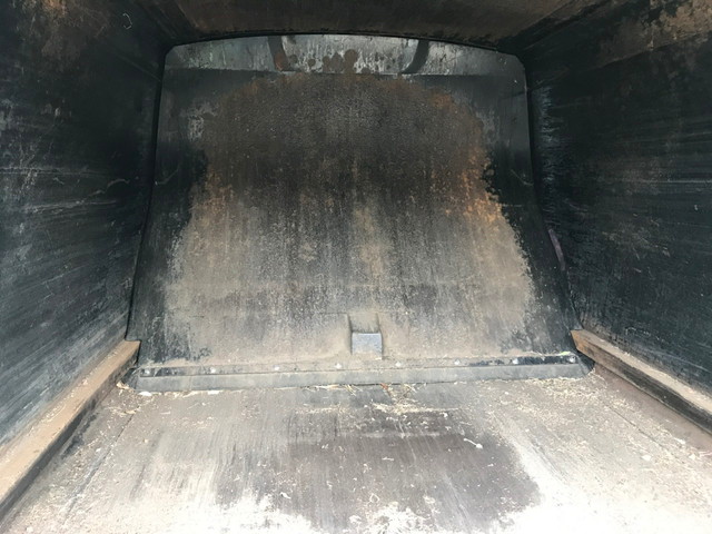 いすゞエルフパッカー車（塵芥車）小型（2t・3t）[写真15]