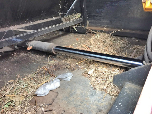 いすゞエルフパッカー車（塵芥車）小型（2t・3t）[写真23]