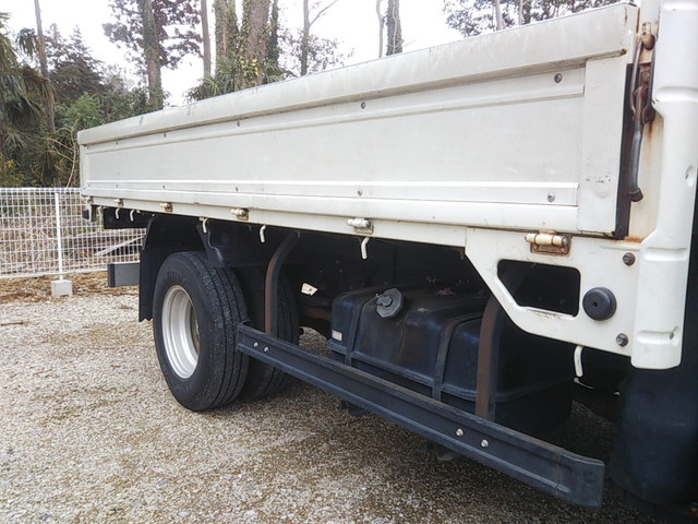 いすゞエルフ平ボディ小型（2t・3t）[写真18]