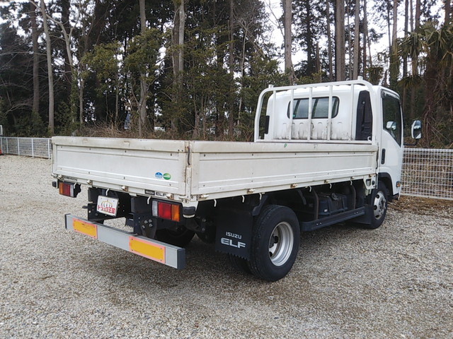 いすゞエルフ平ボディ小型（2t・3t）[写真02]