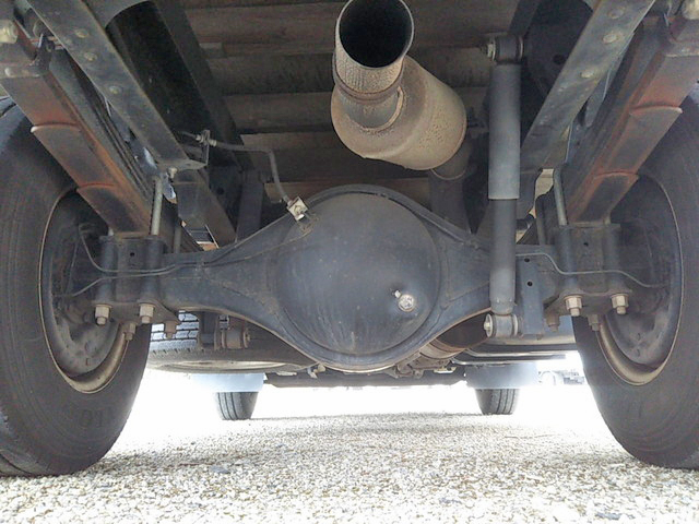 いすゞエルフ平ボディ小型（2t・3t）[写真21]