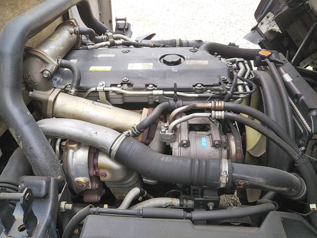 いすゞエルフ平ボディ小型（2t・3t）[写真23]