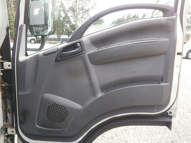 いすゞエルフ平ボディ小型（2t・3t）[写真26]