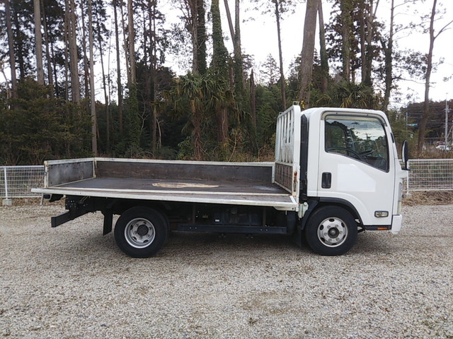 いすゞエルフ平ボディ小型（2t・3t）[写真09]