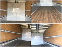 いすゞフォワードアルミウイング中型（4t）[写真12]