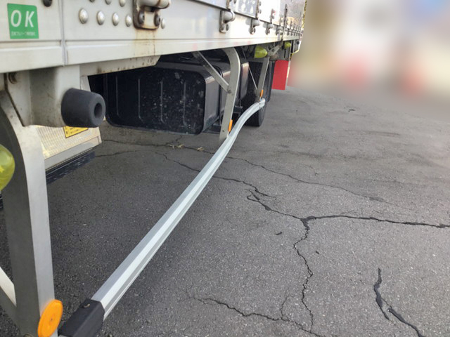 いすゞフォワードアルミウイング中型（4t）[写真15]