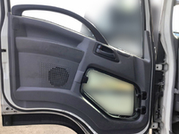 いすゞフォワードアルミウイング中型（4t）[写真25]