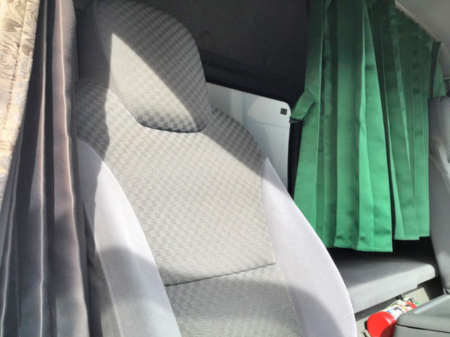 いすゞフォワードアルミウイング中型（4t）[写真27]