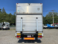 三菱ふそうファイターアルミウイング中型（4t）[写真11]