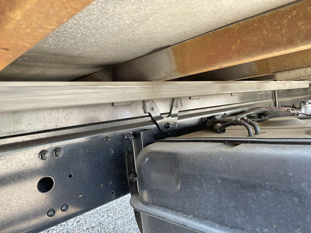 三菱ふそうファイターアルミウイング中型（4t）[写真25]