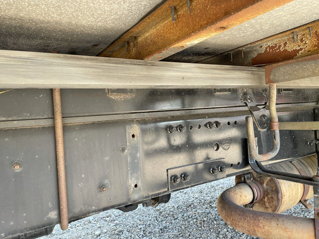 三菱ふそうファイターアルミウイング中型（4t）[写真26]