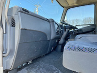 三菱ふそうファイターアルミウイング中型（4t）[写真34]