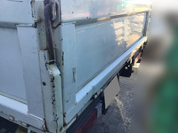 三菱ふそうキャンター平ボディ小型（2t・3t）[写真04]