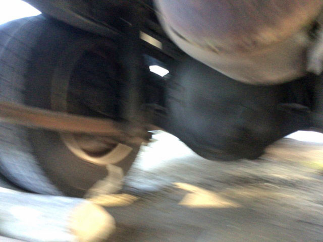 三菱ふそうキャンター平ボディ小型（2t・3t）[写真08]