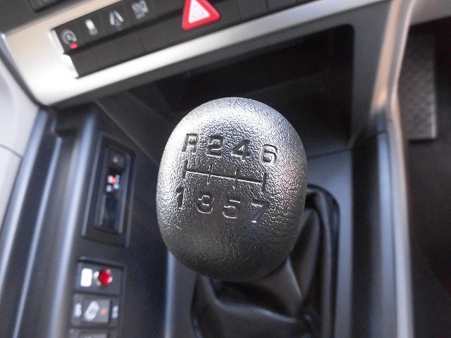 三菱ふそうその他の車種アルミウイング大型（10t）[写真15]