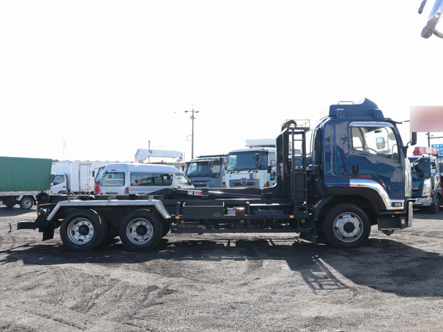 いすゞフォワードコンテナ専用車増トン（6t・8t）[写真04]