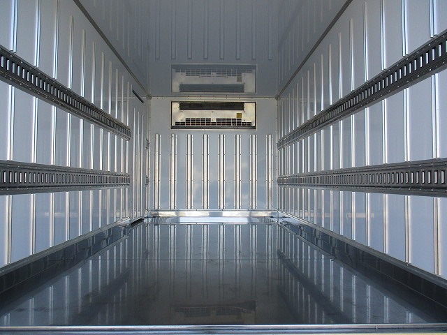 三菱ふそうキャンター冷凍車（冷蔵車）小型（2t・3t）[写真17]