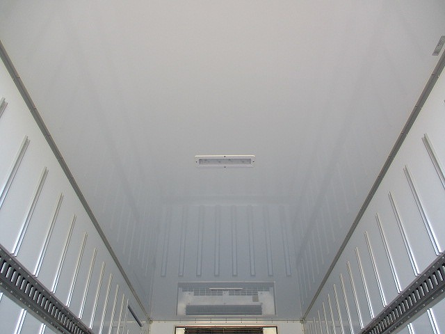 三菱ふそうキャンター冷凍車（冷蔵車）小型（2t・3t）[写真20]