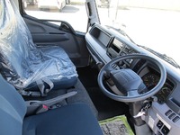 三菱ふそうキャンター冷凍車（冷蔵車）小型（2t・3t）[写真24]