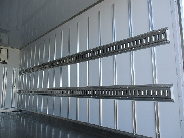 三菱ふそうキャンター冷凍車（冷蔵車）小型（2t・3t）[写真14]