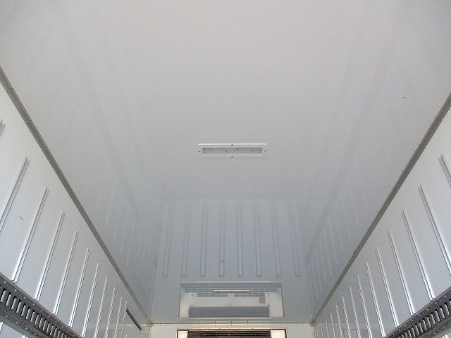 三菱ふそうキャンター冷凍車（冷蔵車）小型（2t・3t）[写真16]