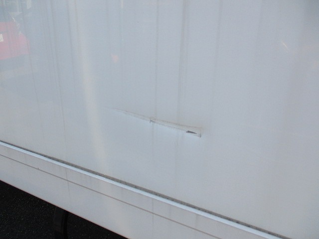 三菱ふそうキャンター冷凍車（冷蔵車）小型（2t・3t）[写真39]