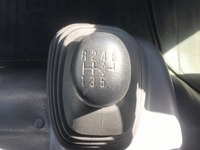 いすゞエルフアルミバン小型（2t・3t）[写真15]