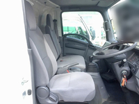 いすゞエルフアルミバン小型（2t・3t）[写真16]