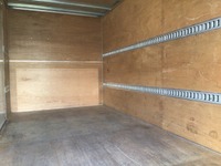 いすゞエルフアルミバン小型（2t・3t）[写真38]