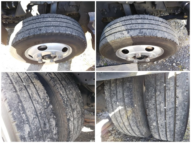 三菱ふそうキャンター平ボディ小型（2t・3t）[写真16]