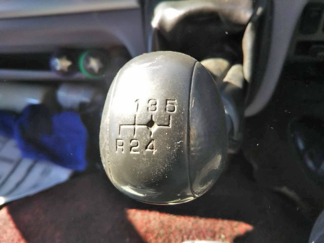 三菱ふそうキャンター平ボディ小型（2t・3t）[写真27]