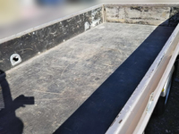 三菱ふそうキャンター平ボディ小型（2t・3t）[写真07]