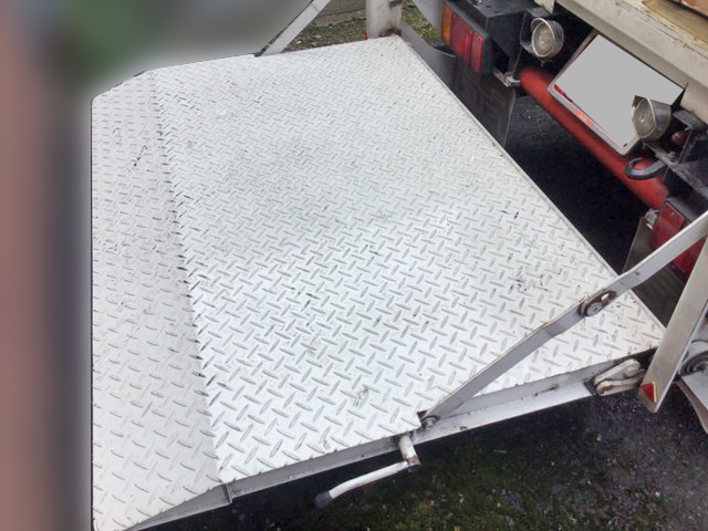 いすゞエルフダブルキャブ（Wキャブ）小型（2t・3t）[写真04]