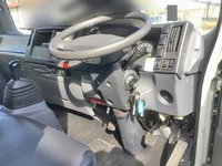 いすゞエルフアルミバン小型（2t・3t）[写真36]