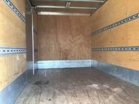 いすゞエルフアルミバン小型（2t・3t）[写真08]