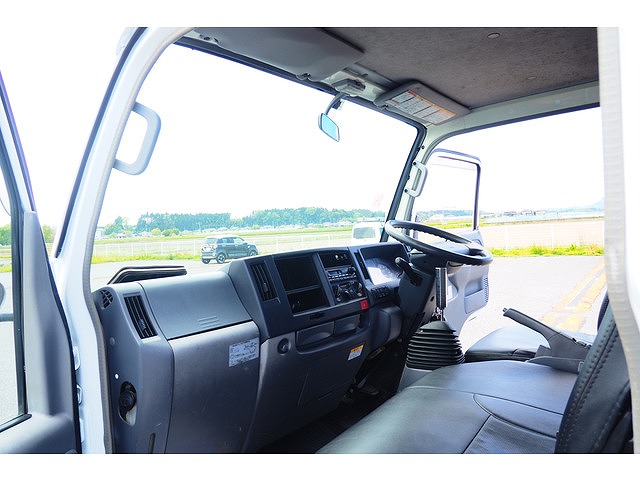 いすゞエルフクレーン5段小型（2t・3t）[写真38]