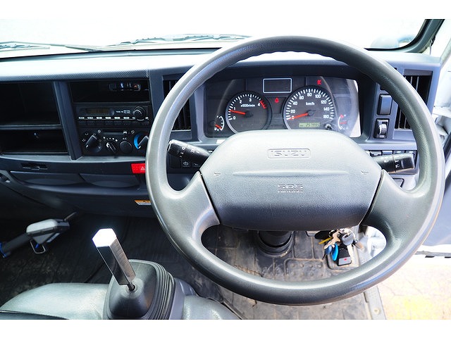 いすゞエルフクレーン5段小型（2t・3t）[写真40]