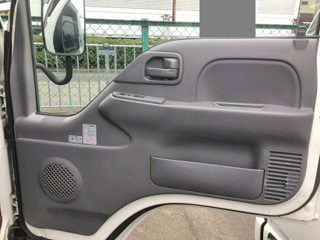 いすゞエルフクレーン4段小型（2t・3t）[写真11]