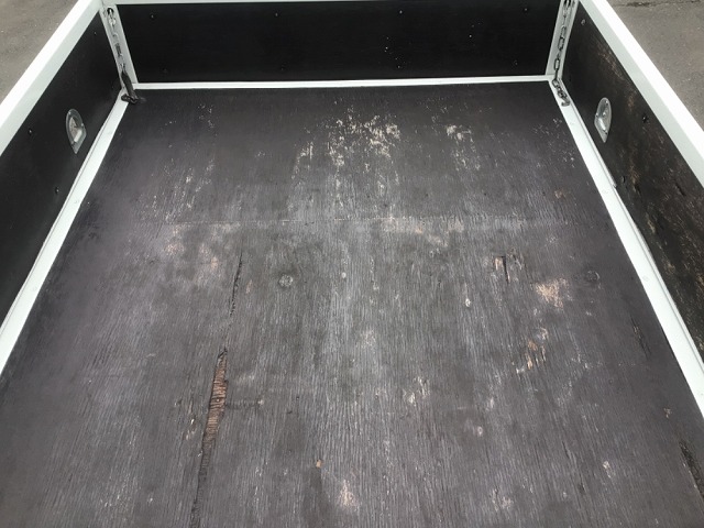 いすゞエルフクレーン4段小型（2t・3t）[写真27]